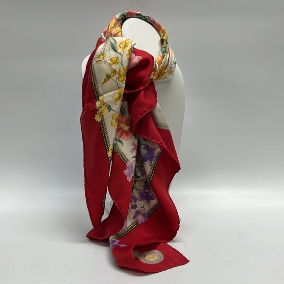 Vintage hunting world silk scarf - Picture 2 of 10